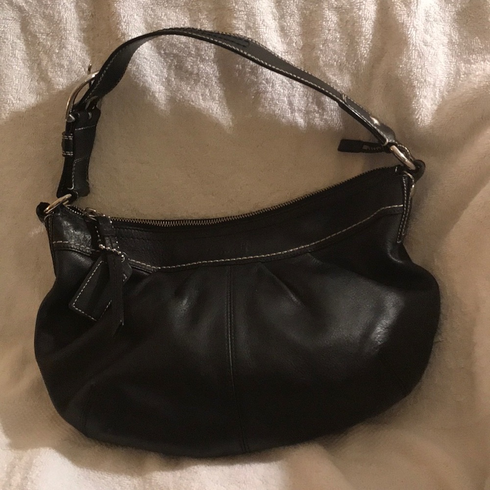 Coach purse - Picture 1 of 7